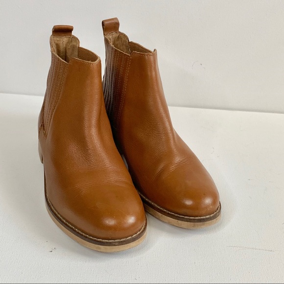 Topshop Shoes - TopShop Ankle Boots round toe 9